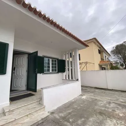 Rent this 5 bed apartment on Rua de Pedro Costa in 2825-359 Costa da Caparica, Portugal