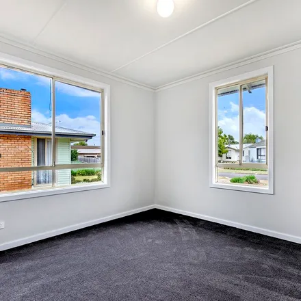 Image 7 - Kenna Avenue, Hamilton VIC 3300, Australia - Apartment for rent