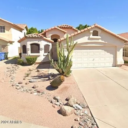 Buy this 3 bed house on 15445 South 44th Place in Phoenix, AZ 85044