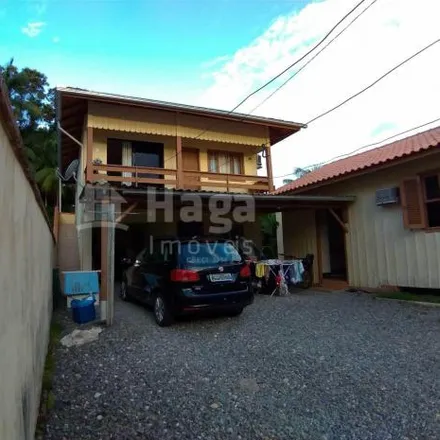 Buy this 5 bed house on Rua Holstein in São Pedro, Guabiruba - SC