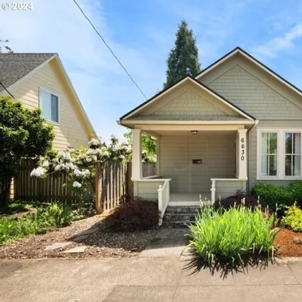 Buy this 2 bed house on 6630 Southeast Knight Street in Portland, OR 97206