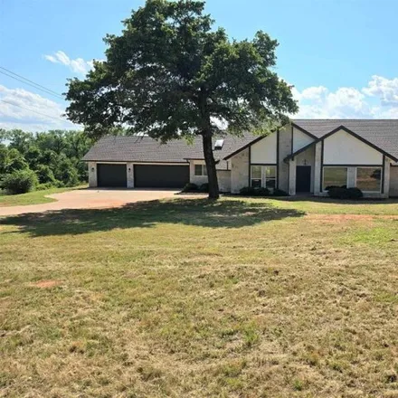 Buy this 3 bed house on 8301 S Westminster Rd in Oklahoma City, Oklahoma