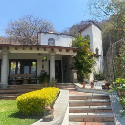 Rent this 3 bed house on Club de Golf Hacienda San Gaspar in Calle Río Nilo, 62550 Progreso