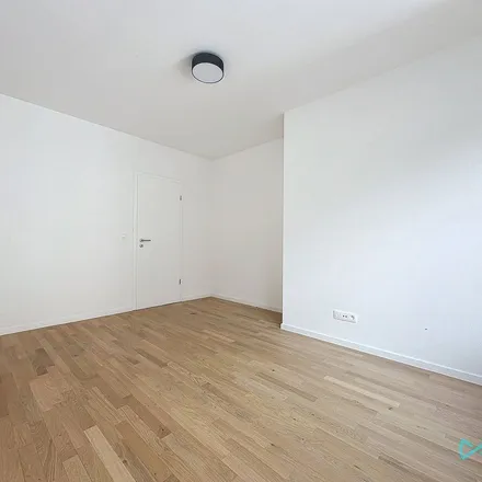 Rent this 2 bed apartment on Avenue de l'Héliport - Helihavenlaan 48 in 1000 Brussels, Belgium