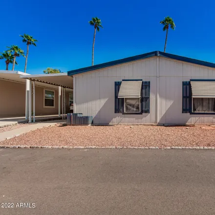 Buy this 3 bed house on 625 North 67th Drive in Phoenix, AZ 85043