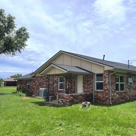 Buy this 4 bed house on 2400 OK 92 in Grady County, OK 73018