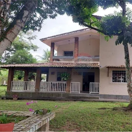 Rent this 4 bed house on Rua Laura Gondim in Aldeia, Camaragibe - PE