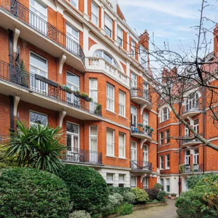 Image 2 - Fitz-George Avenue, London, W14 0SN, United Kingdom - Apartment for sale
