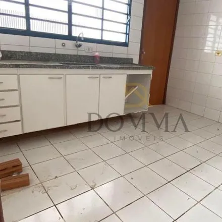 Rent this 3 bed apartment on Rua José Amaral in Jardim Quisisana, Poços de Caldas - MG