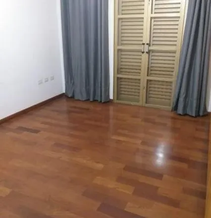 Buy this 3 bed house on Rua Doutor Aristeu dos Santos Ribas in Alpes, Londrina - PR