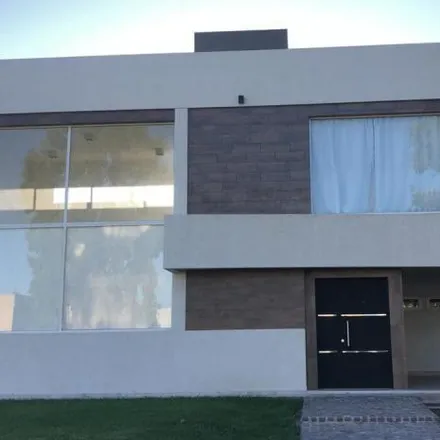 Rent this 3 bed house on Agustín de Vedia in Partido de Ezeiza, 1807 Ezeiza