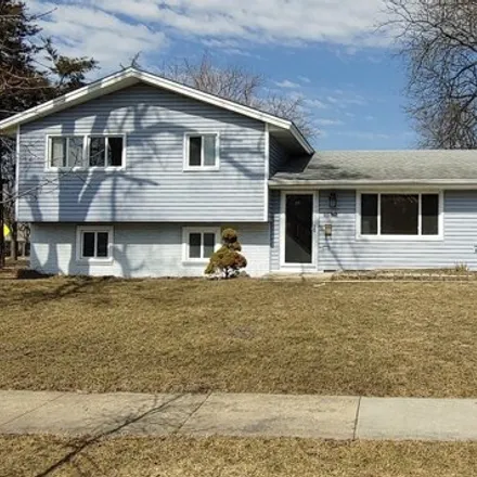 Rent this 3 bed house on 1584 Bates Lane in Schaumburg, IL 60193