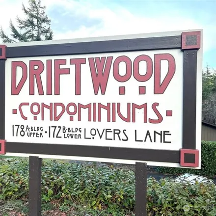 Buy this 2 bed condo on Driftwood Condos in 172B Lover's Lane, Eastsound