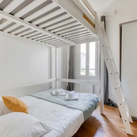 Image 5 - 10 Rue des Moines, 75017 Paris, France - Apartment for rent