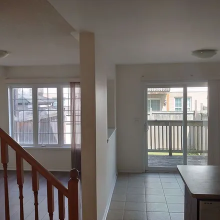 Rent this 3 bed townhouse on 3319 Mikalda Road in Burlington, ON L7M 0W7