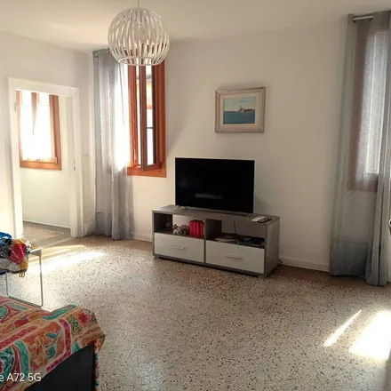 Rent this 2 bed apartment on Osteria Alba Nova dalla Maria in Lista Vecchia dei bari 1252, 30135 Venice VE