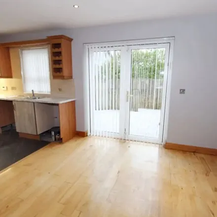Image 7 - 75 Causeway Meadows, Lisburn, BT28 2EH, United Kingdom - Townhouse for rent