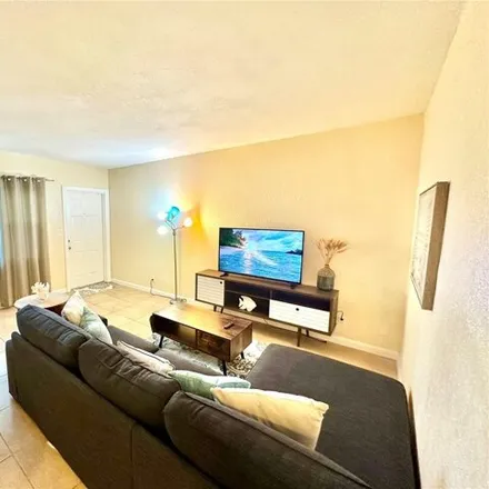 Image 3 - 2600 S Ocean Dr Apt S112, Hollywood, Florida, 33019 - Condo for rent