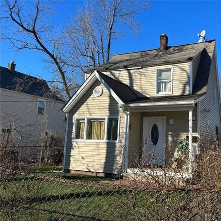 Buy this 4 bed house on 5 West 14th Street in Huntington Station, NY 11746