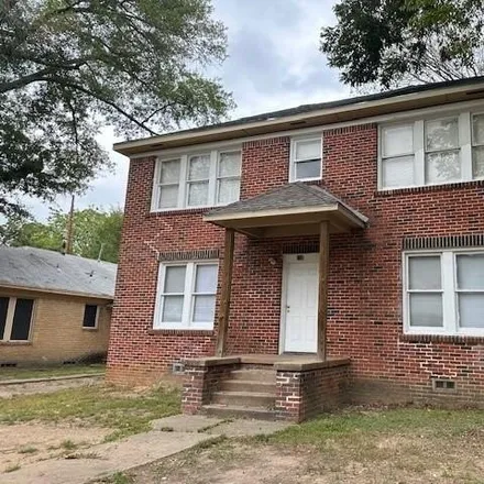 Buy this 5 bed house on 146 Sidney Street in Longview, TX 75602