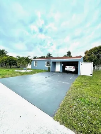 Image 2 - 3371 Lake Avenue, West Palm Beach, FL 33405, USA - House for rent