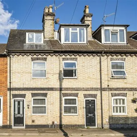 Buy this 3 bed townhouse on Greencroft Street in Salisbury, SP1 1JL