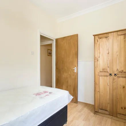 Image 3 - Eve Road, London, N17 6XZ, United Kingdom - Room for rent