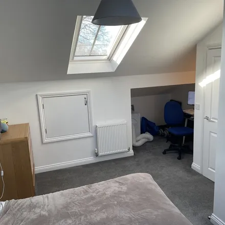 Rent this 1 bed house on Leeds in Stanningley, ENGLAND