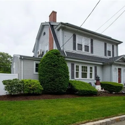 Image 7 - 120 Smith Street St, East Providence, Rhode Island, 02915 - House for sale