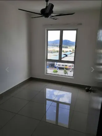 Rent this 3 bed apartment on Jalan PPAJ 5 in Alam Jaya Commercial Centre, 42300 Bandar Puncak Alam