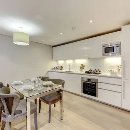 Rent this 3 bed apartment on Howards Way in London, W2 1JZ