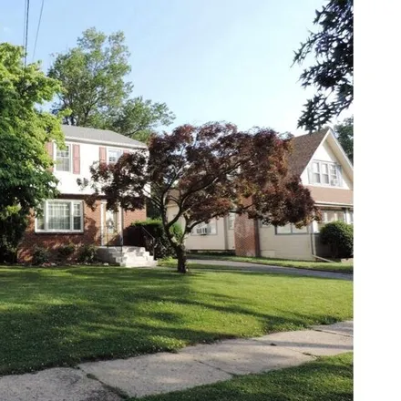 Rent this 3 bed house on 158 Cambridge Avenue in Westmont, Haddon Township
