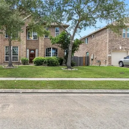 Image 2 - 802 Arlington Pointe Drive, League City, TX 77573, USA - House for sale