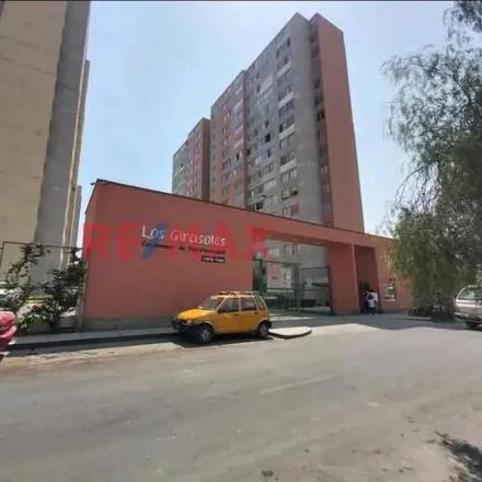 Image 2 - Avenida Micaela Bastidas, Comas, Lima Metropolitan Area 15314, Peru - Apartment for sale