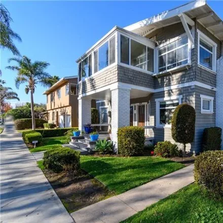 Buy this 7 bed house on 1511 East 1st Street in Long Beach, CA 90802