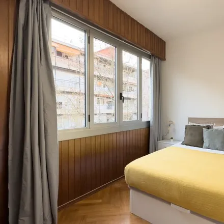 Rent this 6 bed room on Carrer de Benet Mateu in 38, 08034 Barcelona
