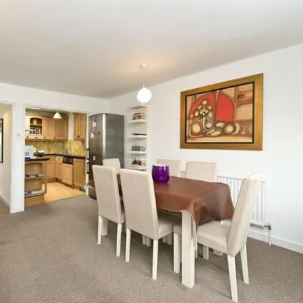 Rent this 3 bed room on 224 Old Brompton Road in London, SW5 0BS