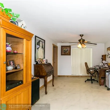Image 7 - 10560 Northwest 43rd Court, Coral Springs, FL 33065, USA - House for sale