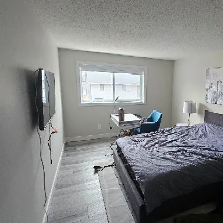 Rent this 1 bed apartment on 1668 Woodroffe Avenue in Ottawa, ON K2G 1W2