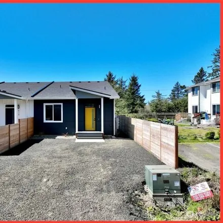 Image 3 - 617 Sunset Avenue, Ocean Shores, Grays Harbor County, WA 98569, USA - House for sale