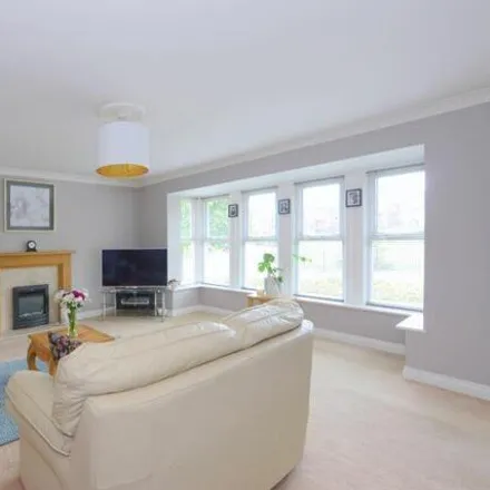 Image 4 - Davenham Walk, Telford, Shropshire, Telford tf3 5eu - House for sale