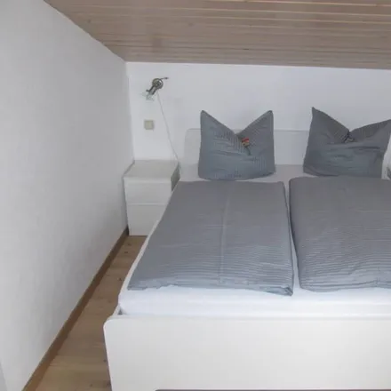 Rent this 2 bed house on 38550 Isenbüttel