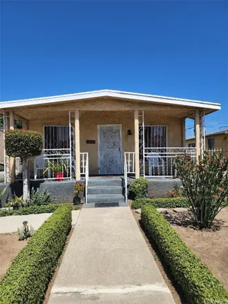 Buy this 3 bed house on 7208 9th Avenue in Los Angeles, CA 90043