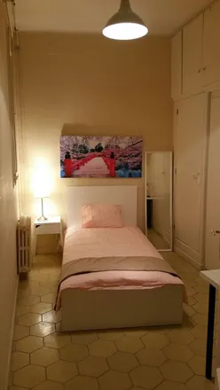 Rent this 8 bed room on Carrer de Balmes in 303, 08006 Barcelona