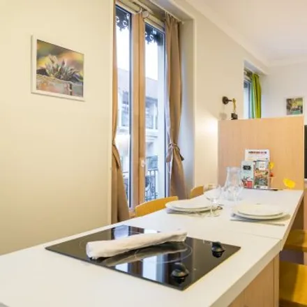 Image 5 - 98 Rue des Charmettes, 69006 Lyon, France - Apartment for rent