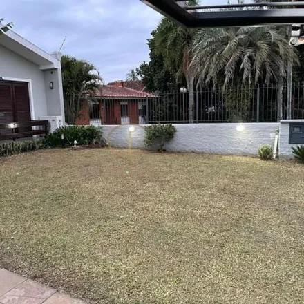 Buy this 3 bed house on Rua Júlio de Castilhos in Niterói, Canoas - RS