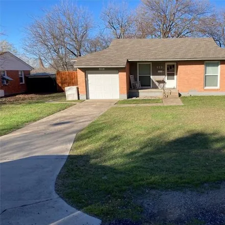 Rent this 2 bed house on 313 Hillcrest Ave in Richardson, Texas