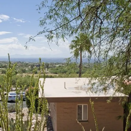Rent this 1 bed house on Mission Hills Casitas in East Saint Andrew's Drive, Catalina Foothills