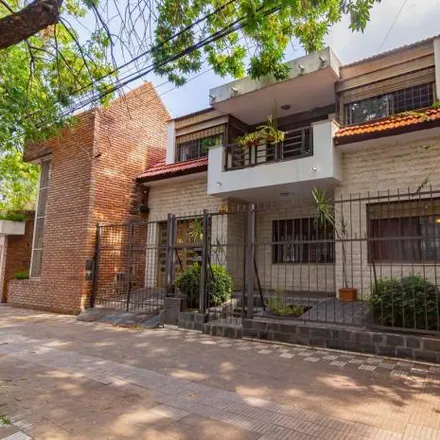 Buy this 4 bed house on Pasco 37 in República de la Sexta, Rosario