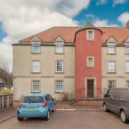 Buy this 3 bed apartment on Friarscroft in Dunbar, EH42 1BP